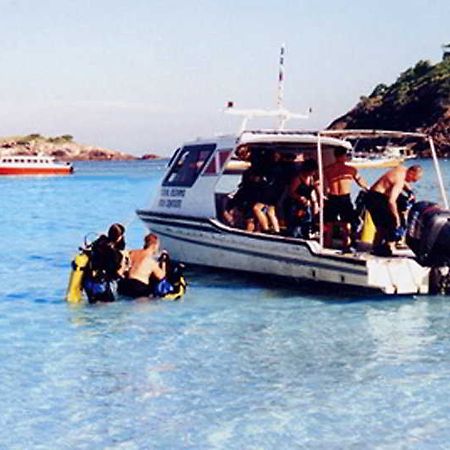 Coral Redang Island Resort Екстер'єр фото